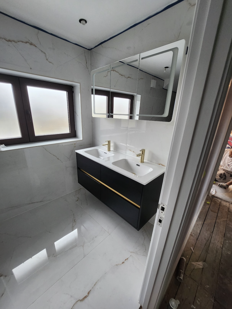 Screenshot 2025-09-18 at 12.00.35